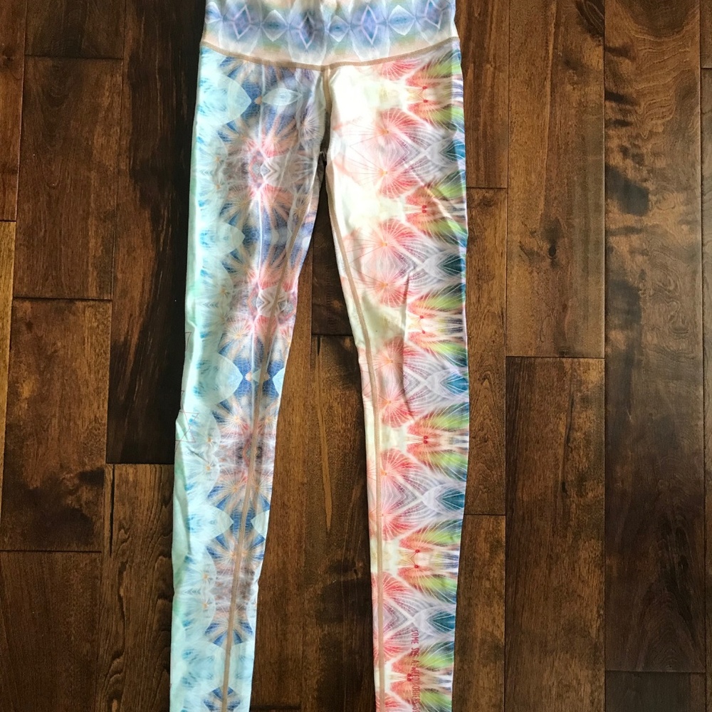 Niyama Sol Dandelion Endless Hotpants Yoga Legging